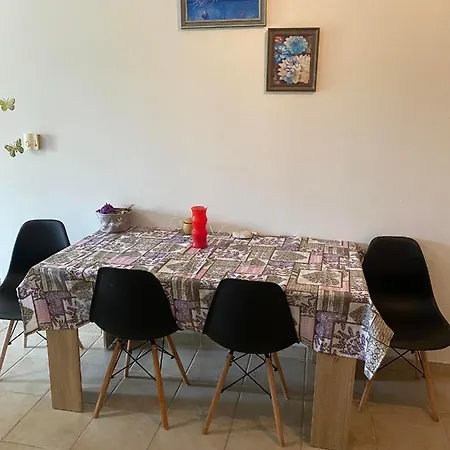 Apartment Dimitris House 2 *